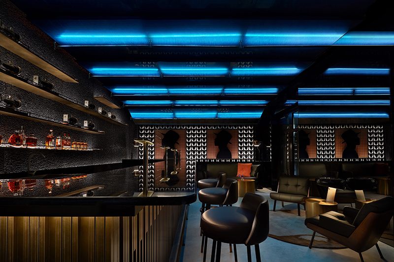 上海Smelix仕觅男装高定店二期