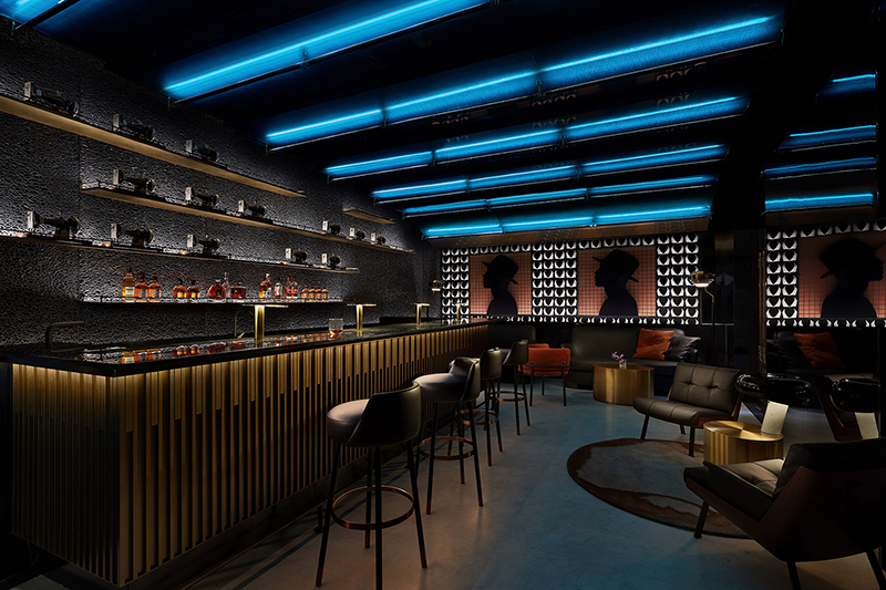 上海Smelix仕觅男装高定店二期